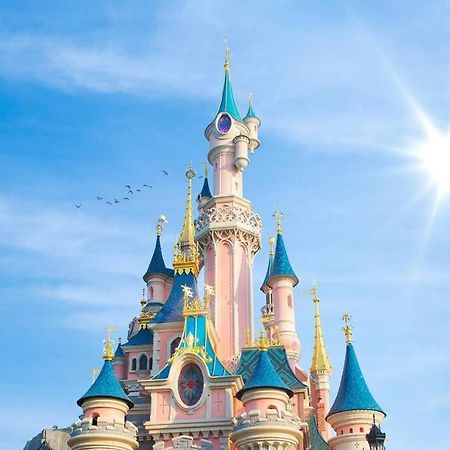 Le 82 - Studio Pour 4 A 3 Minutes De Disneyland Paris Монтеврен Екстер'єр фото